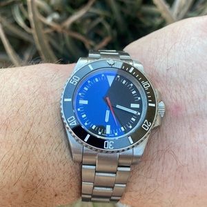 CUSTOM MADE 40MM MEN’S DRESS DIVER WATCH